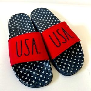 💥3/10 Sale - Rae Dunn red white and blue slides